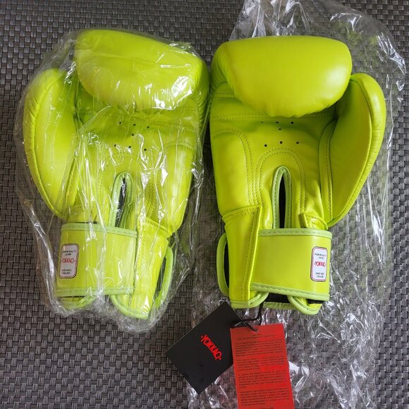 "YOKKAO" Boxing Gloves 14oz - Unisex / 100% Genuine Cowhide Leather - Picture 4 of 9